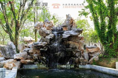 用土、石等材料構(gòu)筑的假山